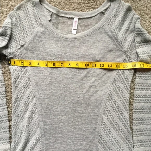 High Low Top - Picture 4 of 8